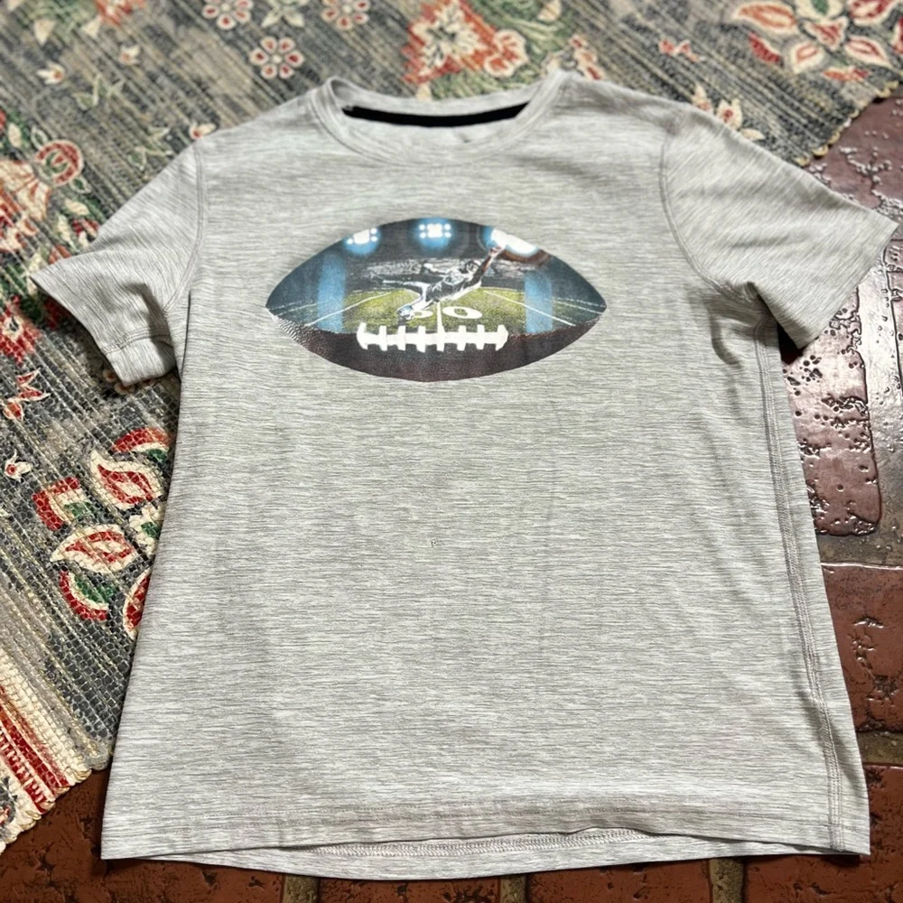 Old Navy active football tee